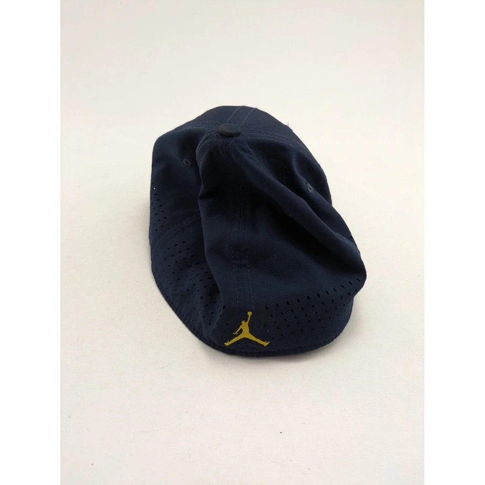 Jumpman Jordan University Of Michigan Blue Fitted Stretch Baseball Hat Size L/XL